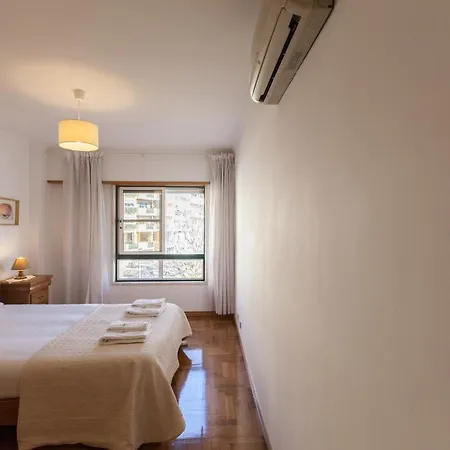 Flh Parede Family Flat With Balcony Exterior photo