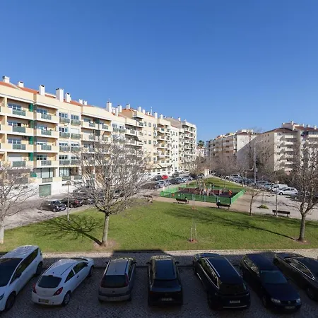 Flh Parede Family Flat With Balcony Exterior photo