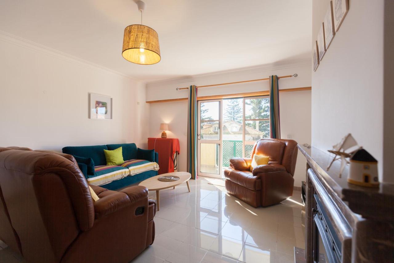 Flh Family Flat With Balcony Apartment Parede