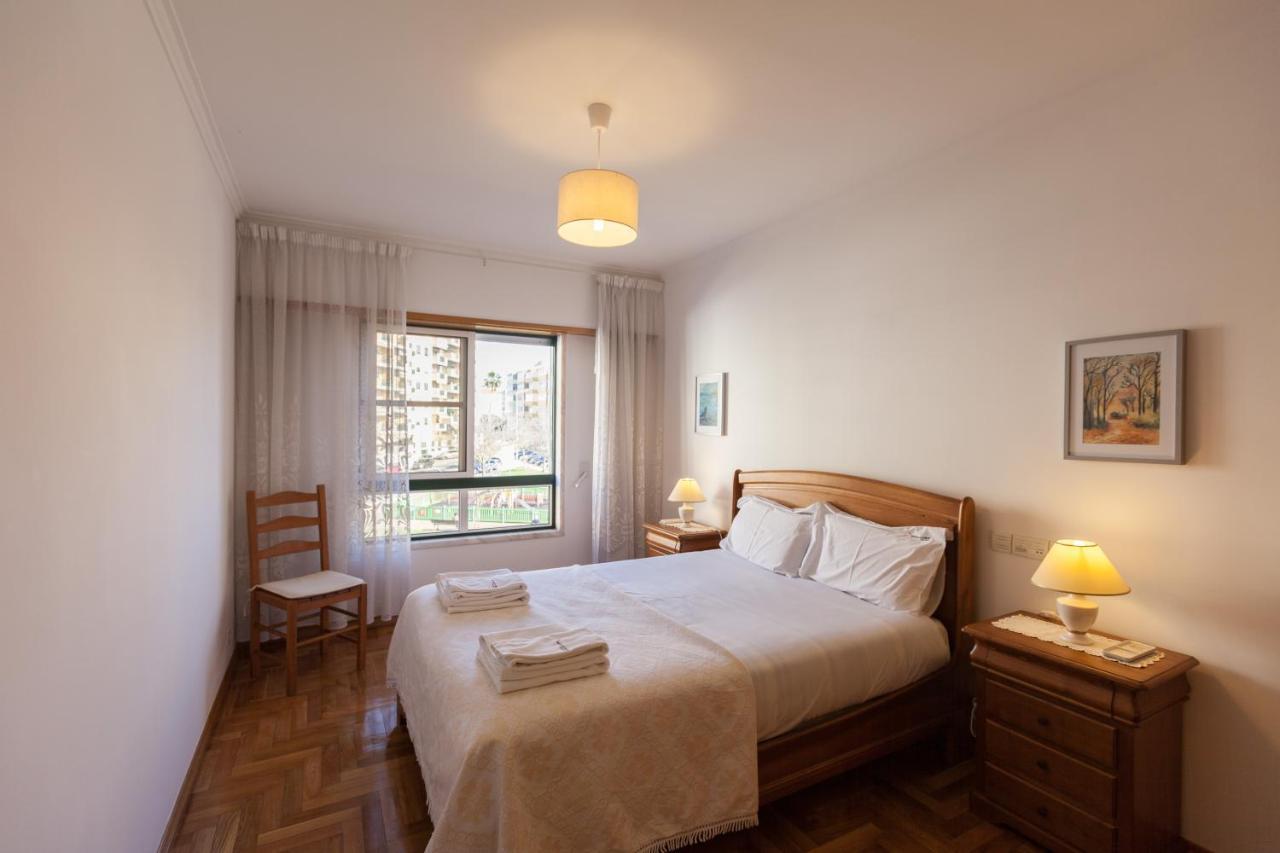 Flh Family Flat With Balcony Apartment Parede