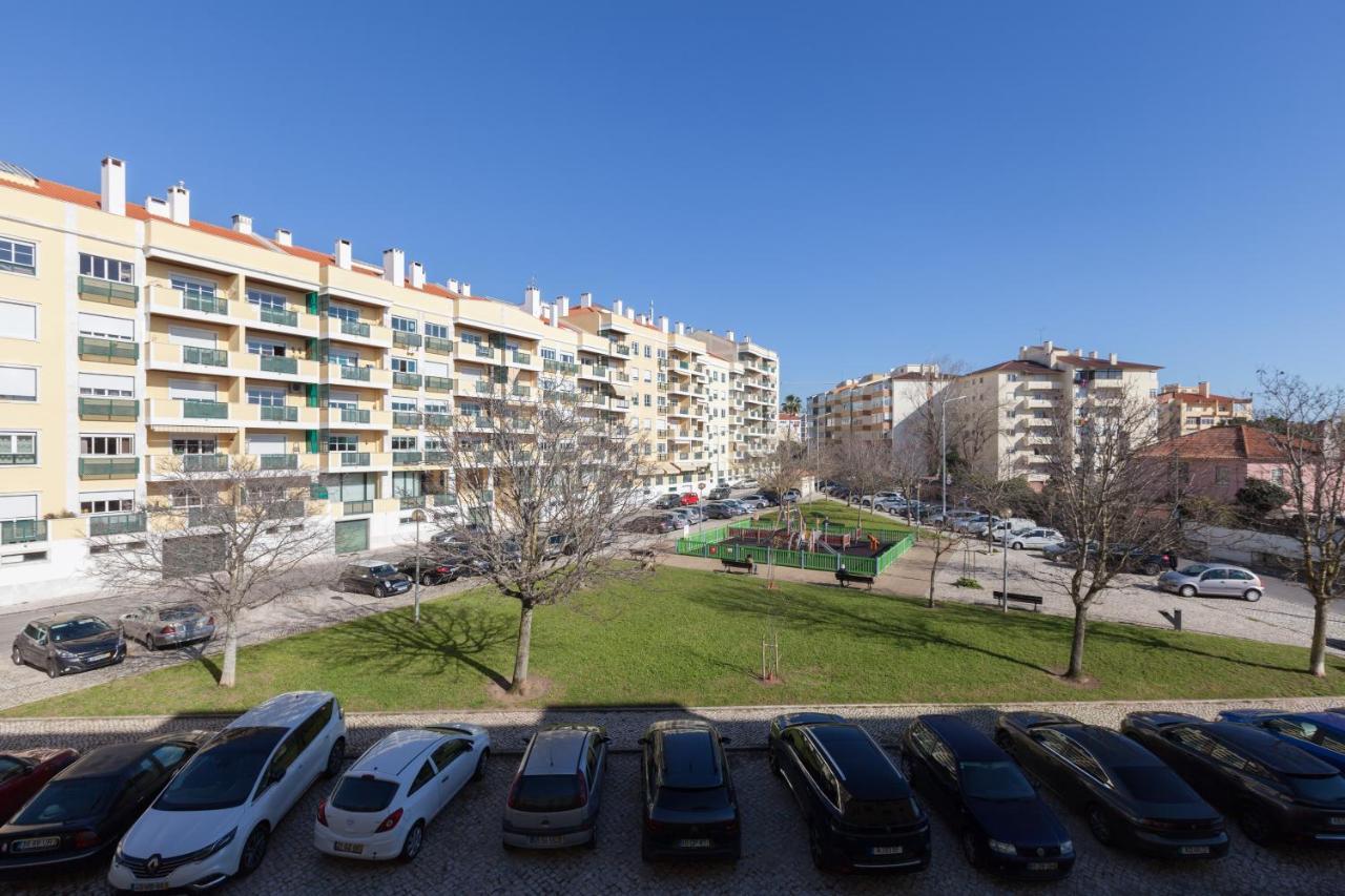 Apartment Flh Family Flat With Balcony *