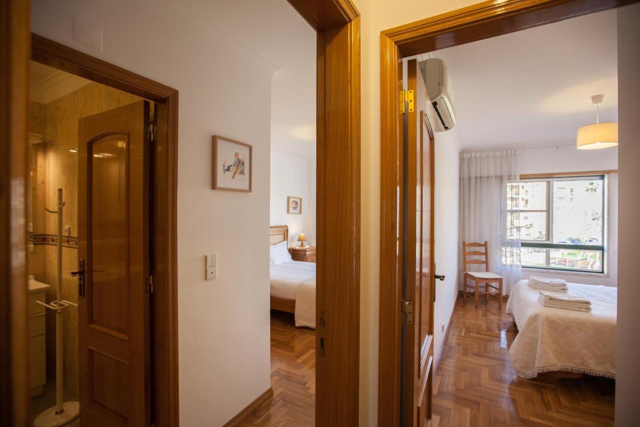 Flh Family Flat With Balcony Apartment Parede